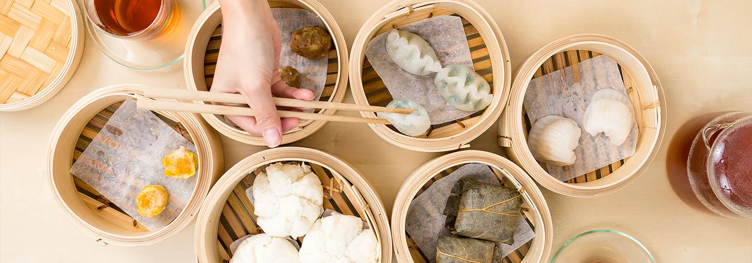 banner-what-to-see-eat-and-explore-in-hong-kong-1